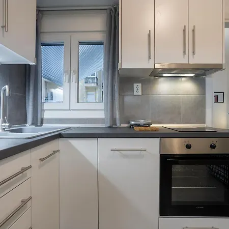 Homevision - Nest Apartment *
